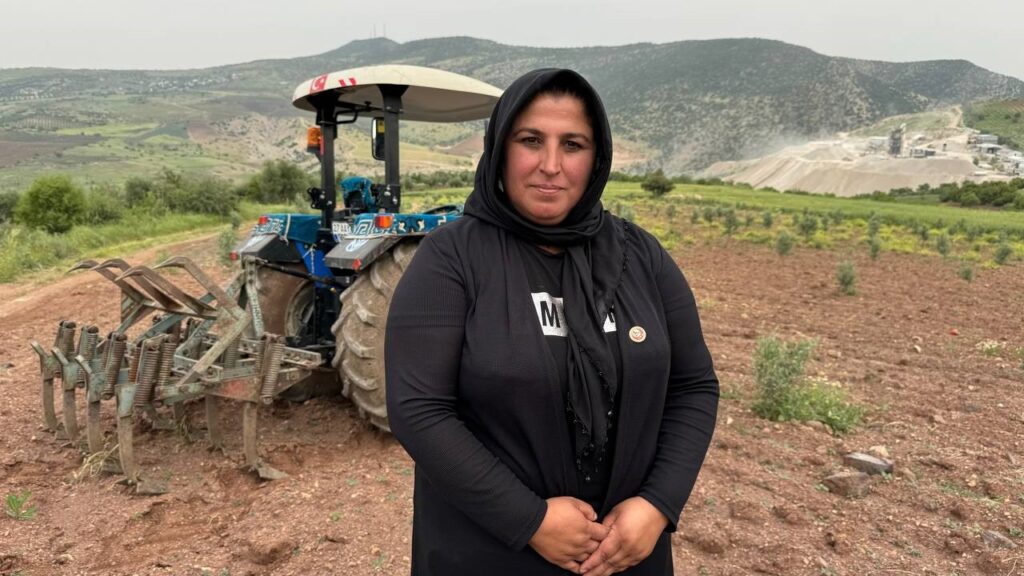 Elif Demir: Una Sindaca Coraggiosa e di Successo