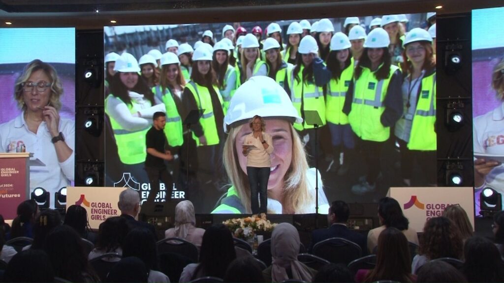 MOVIMENTO GLOBALE DELL’IMPIANTO DELLA FONDAZIONE LIMAK: LE RAGAZZE INGEGNERE DELLA TURCHIA