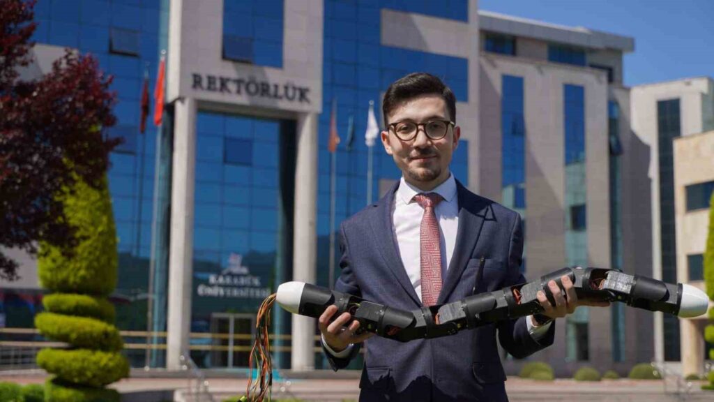 Robot ispirato ai serpenti intelligente biomimetico: BIYROT 01