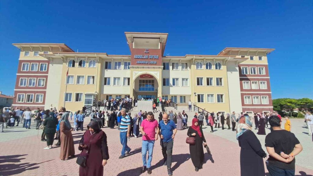 Emozioni per l’esame LGS a Karaman