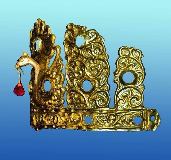 Sulla porta principale della Medrese Çifte Minareli il ricamo del concetto turco di universo
