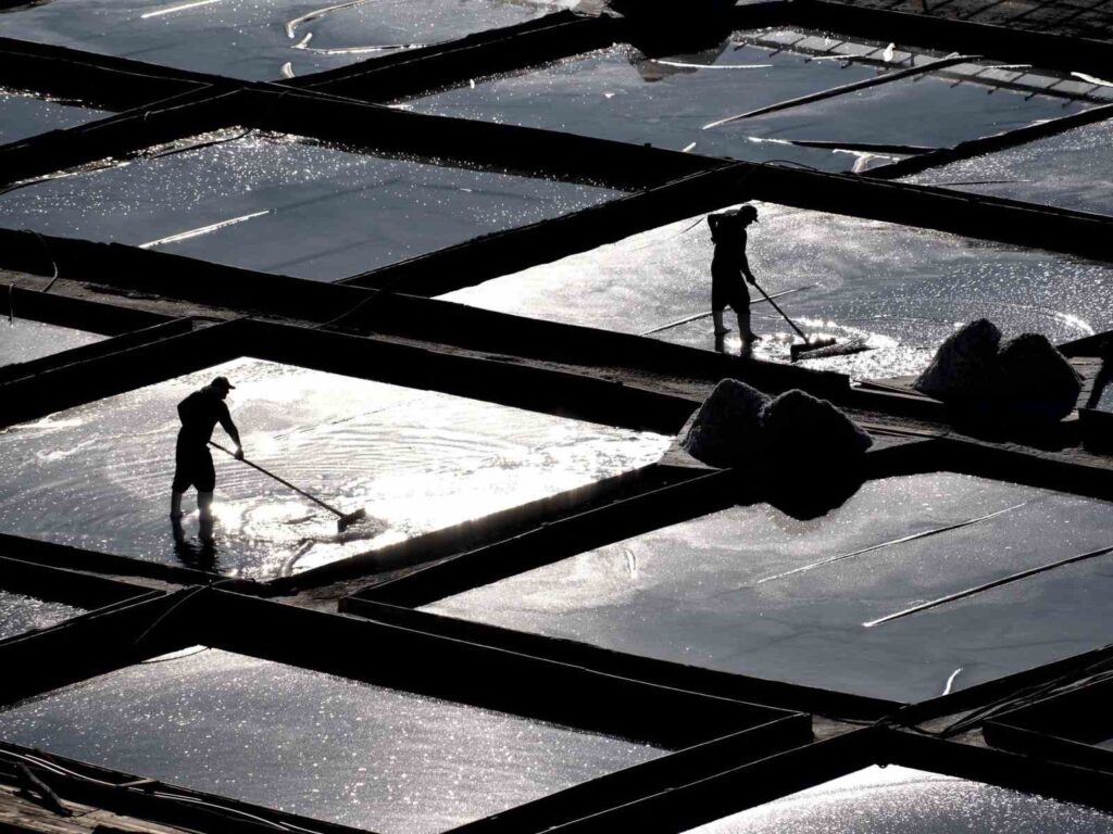Produzione tradizionale del sale di Kemah e domanda crescente