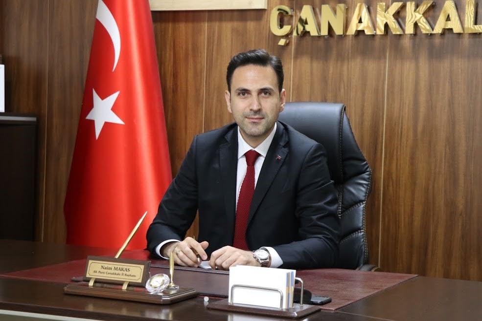 Il presidente provinciale del Partito Giustizia e Sviluppo di Çanakkale, Naim Makas, si è dimesso dal suo incarico.