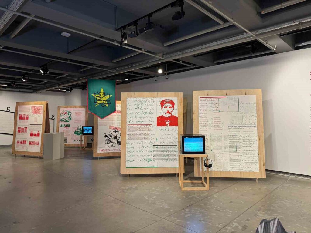 Traduzione del Socialismo: Storia della Comunità di Lingua Turca in Jugoslavia