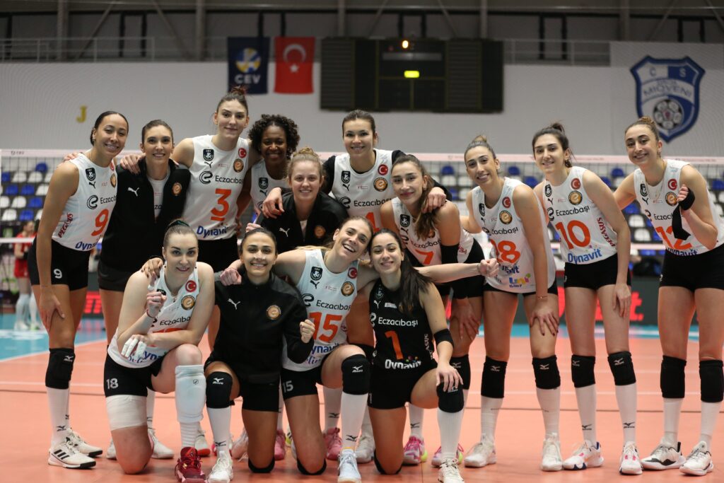 Eczacıbaşı Dynavit Starts Play-Off Round with a Victory