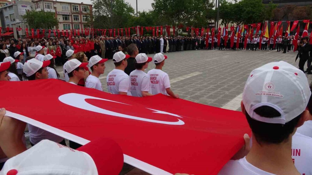 19 May was celebrated with enthusiasm in Canakkale
