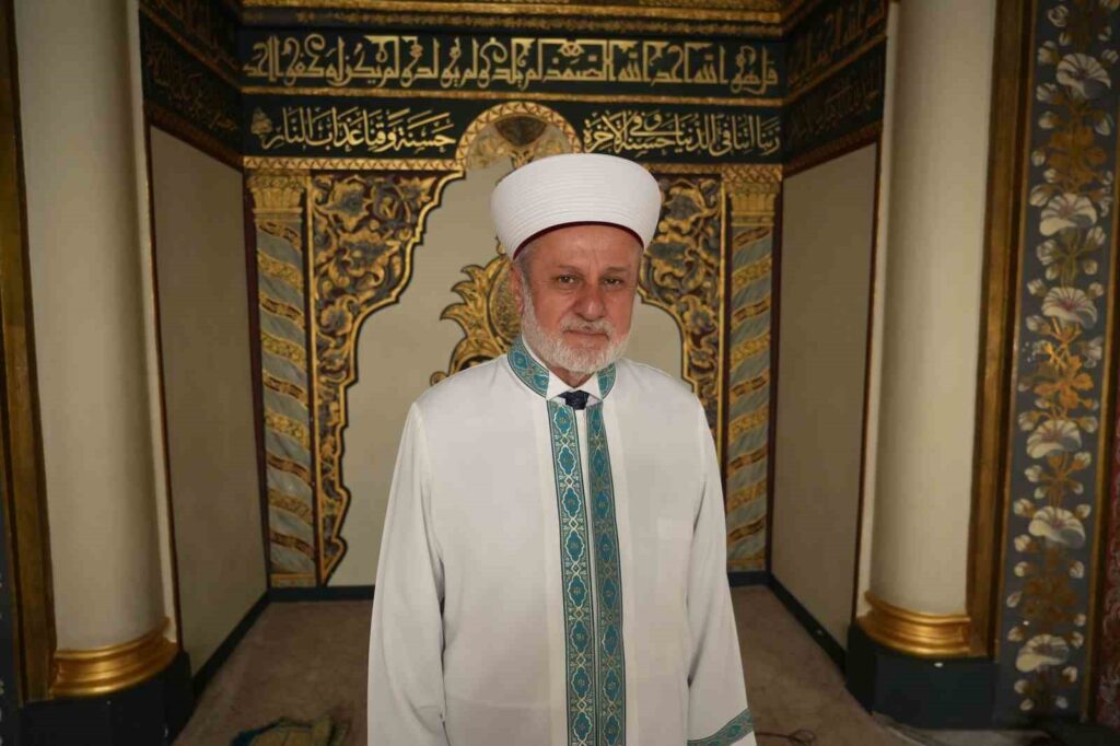 Bursa Grand Mosque’s Chief Imam Tahsin Karanfil has retired.
