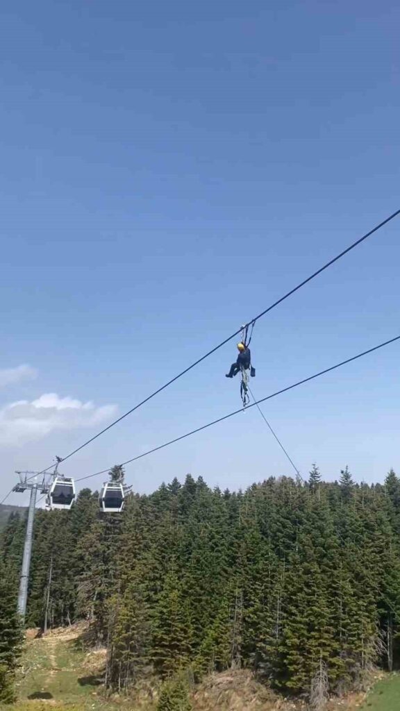 Cable Car Workers in Bursa Celebrated May 1st Holiday at the Summit