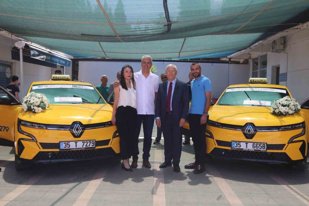 Electric taxi era has started in Izmir