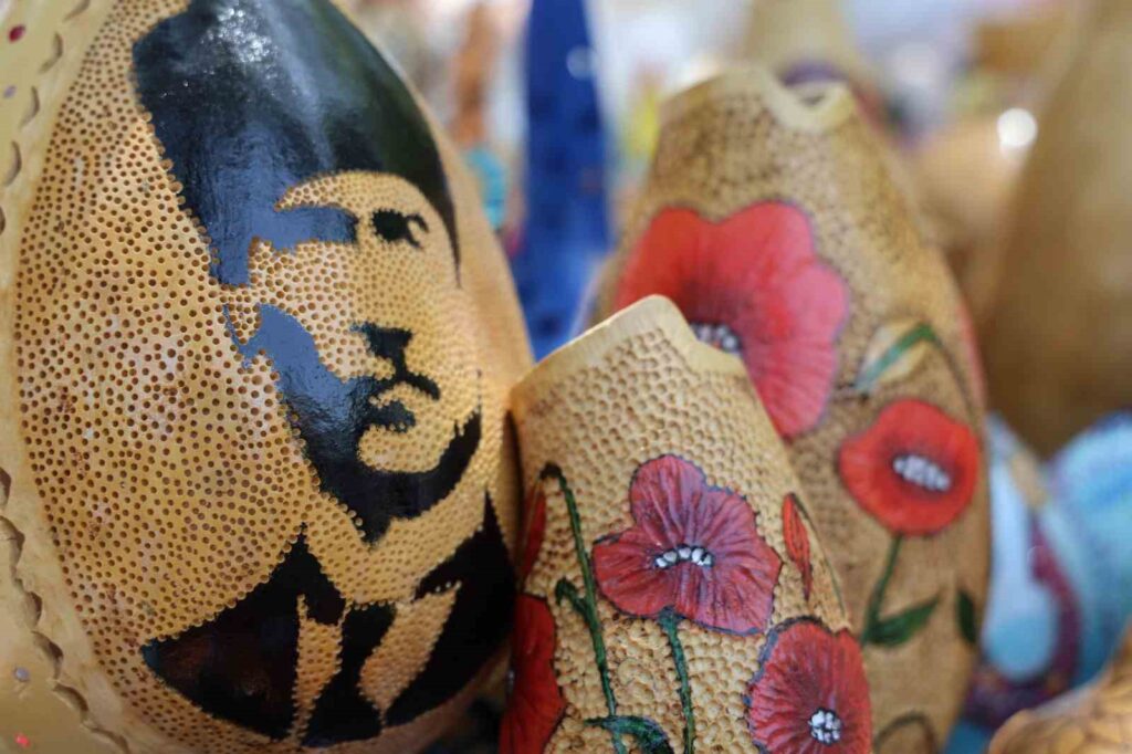 Hundreds of beautiful handcrafted products added color to the festival in Izmir