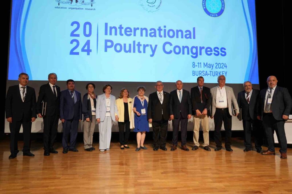 International Poultry Congress and Panel Presentations