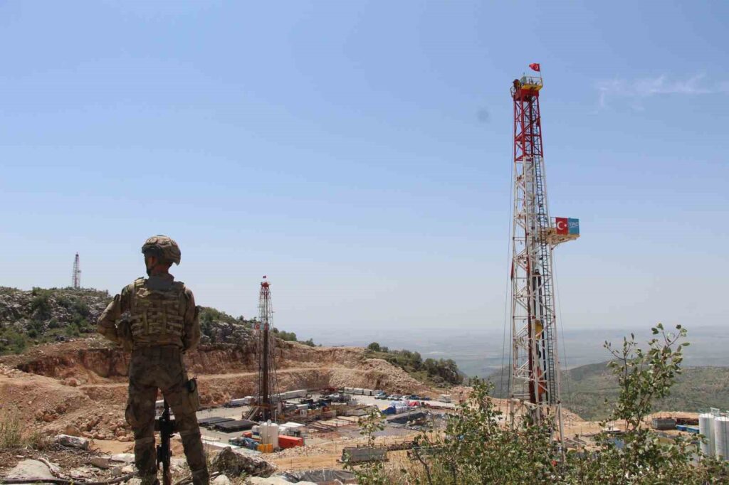 Minister Albayrak: ‘We have reached 42,500 barrels, in June we will achieve our interim target of 50,000 barrels’