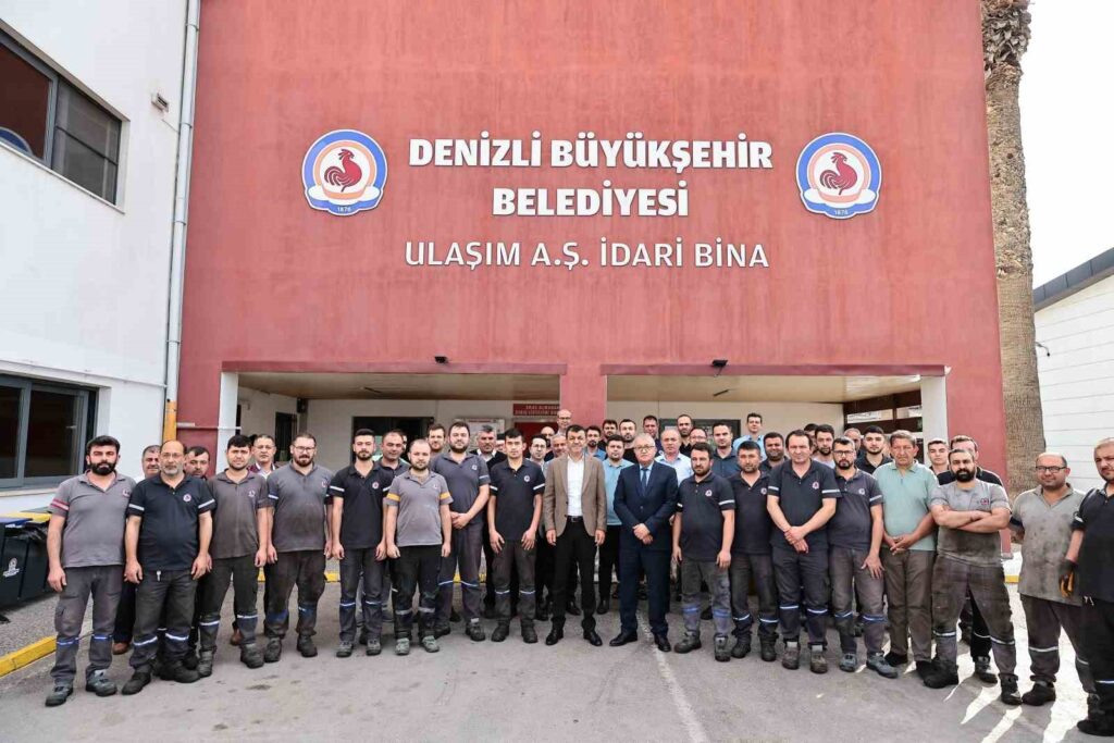 President Çavuşoğlu visits Ulaşım AŞ