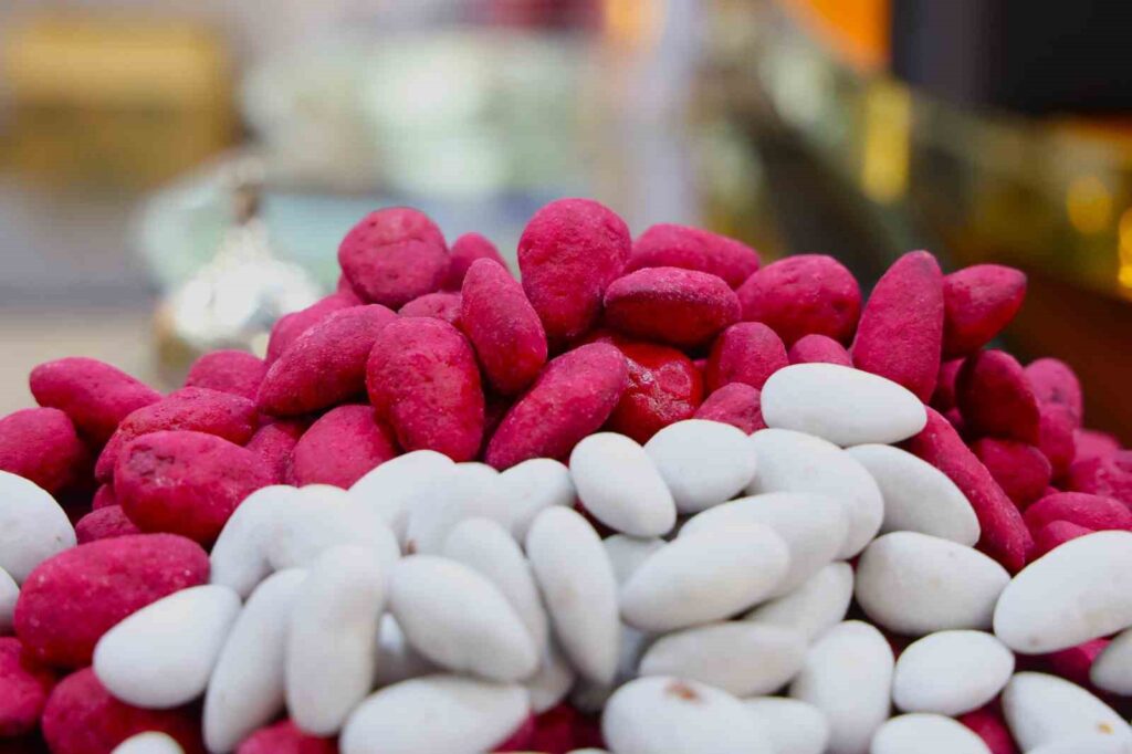 Produced only in Elazığ in Turkey: Great interest in cherry almond candy