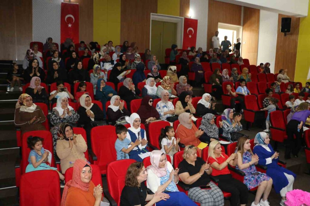 The joy of women in Diyarbakır on ‘Reading Festival’