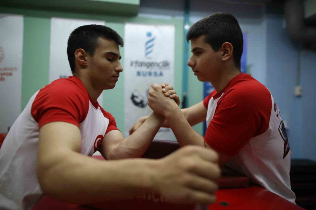 The twins who dominate Europe are preparing for the world championship