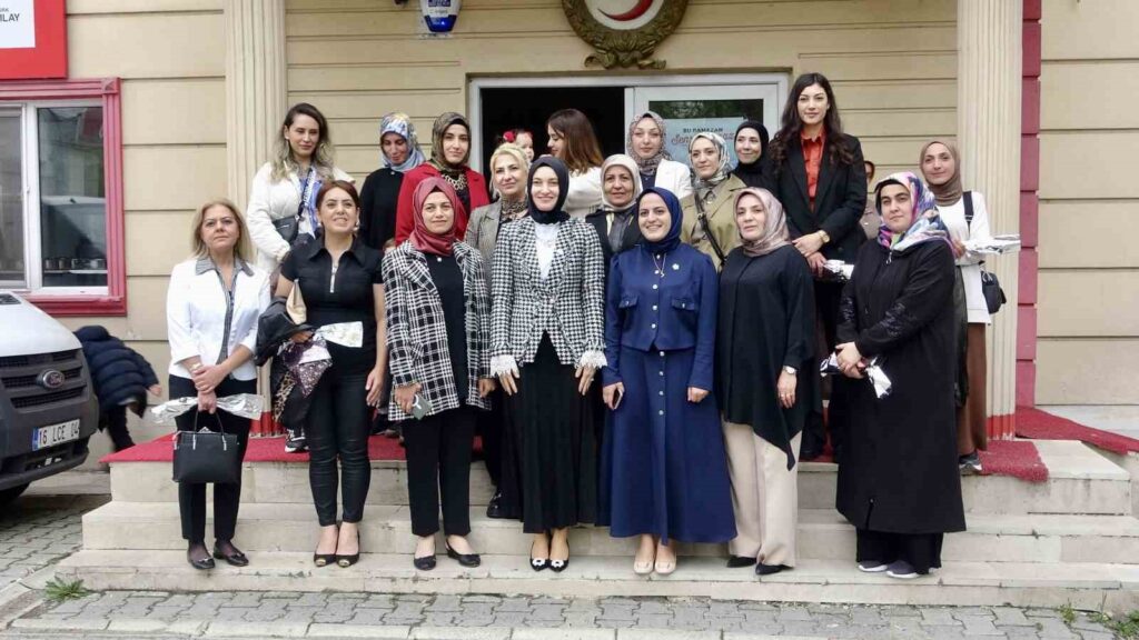 Turkish Red Crescent Ağrı Branch Mother’s Day Event