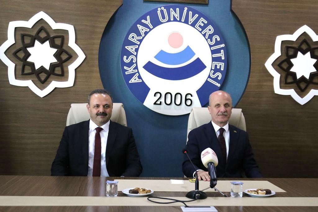 YÖK President Özvar met with students at ASU