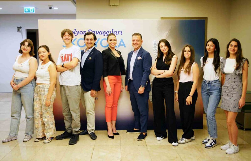 Acıbadem Health Group organizes a special event for Scoliosis Awareness Month
