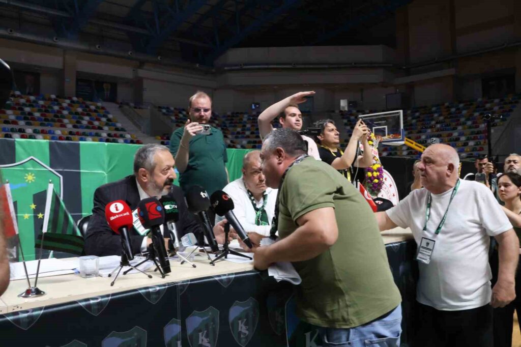 Controversial congress at Kocaelispor
