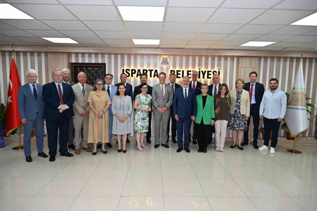 EU ambassadors met with Mayor Başdeğirmen in Isparta