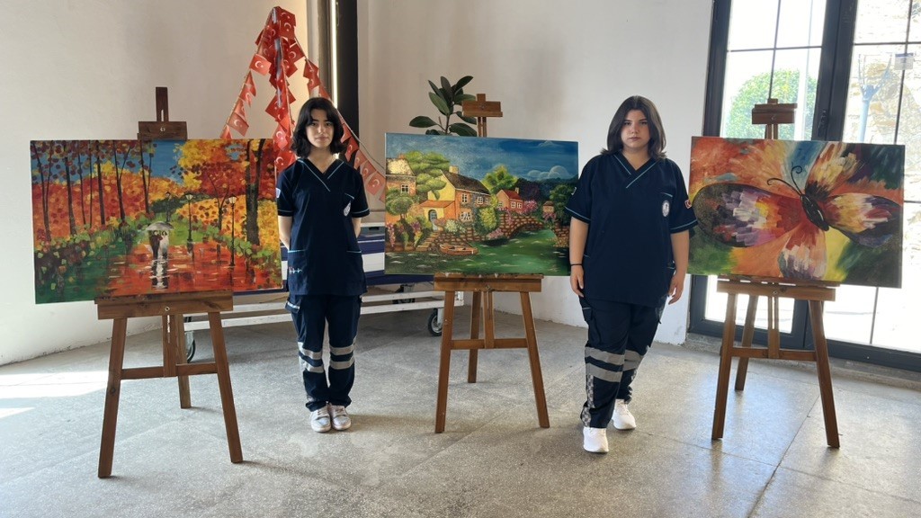 High School End of Year Art Exhibition