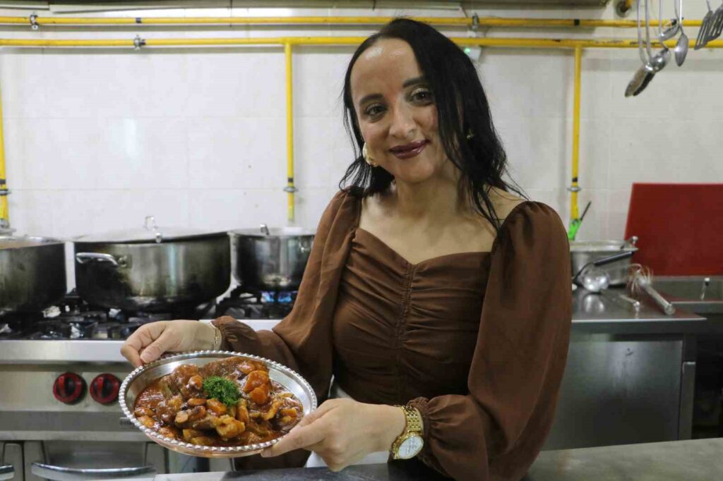 The apricot neck, which is a staple of the Sultan’s tables, is mouth-watering