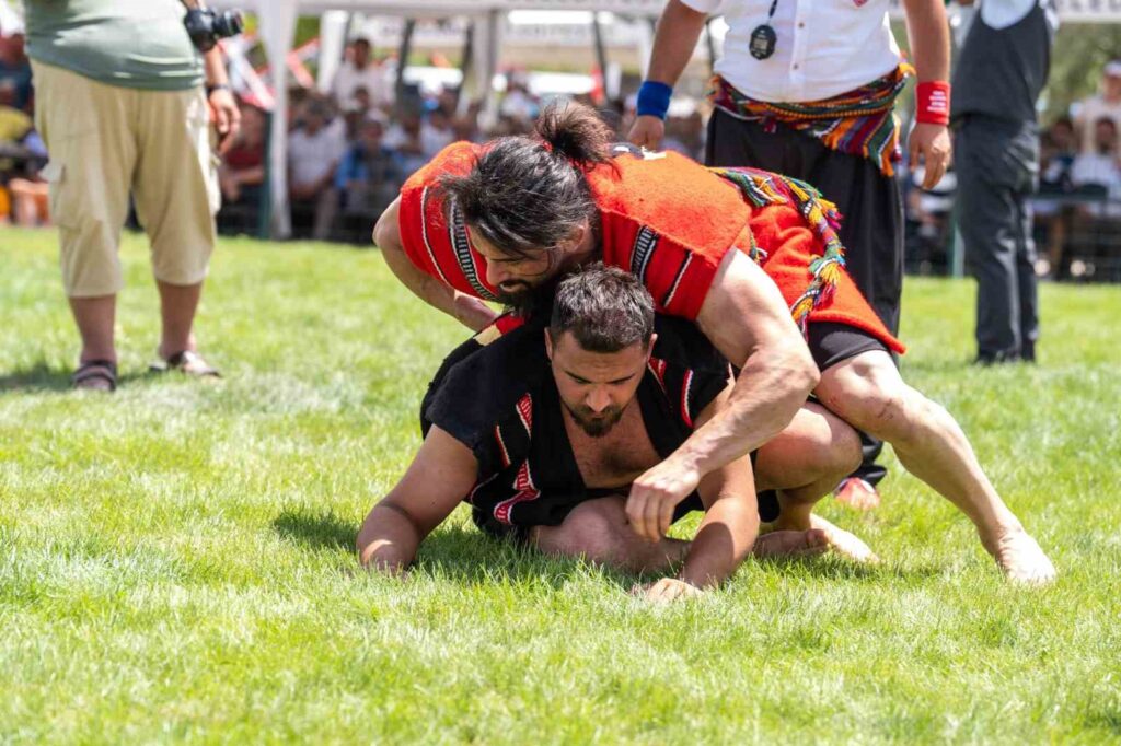 The Traditional Aba Wrestling with Overcoats in İbrahimşehir has started with the host of Şehitkamil