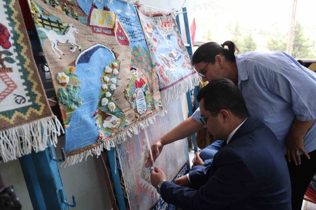 A foreign bride will introduce Turkish carpets to the world.