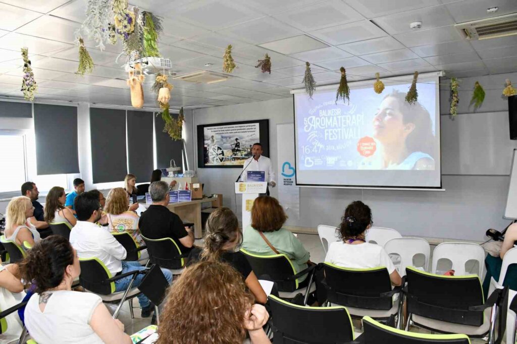 Balıkesir will become sister city with a city in Cyprus.