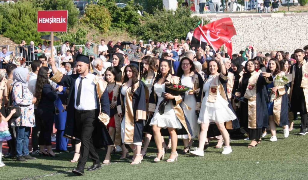 Graduation excitement experienced in Bilecik