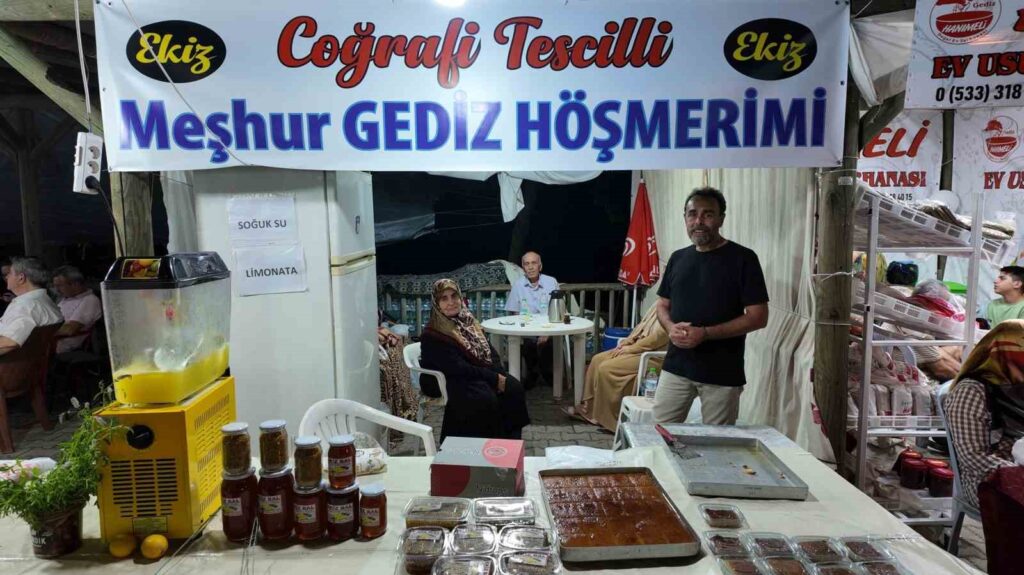 Local products of Gediz are being promoted at the Tarhana Festival