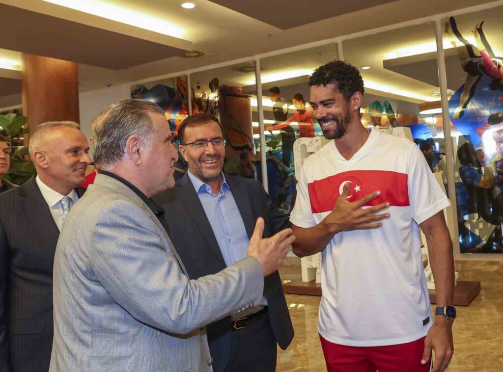 Minister Bak’s visit to support athletes preparing for the Paris Olympics