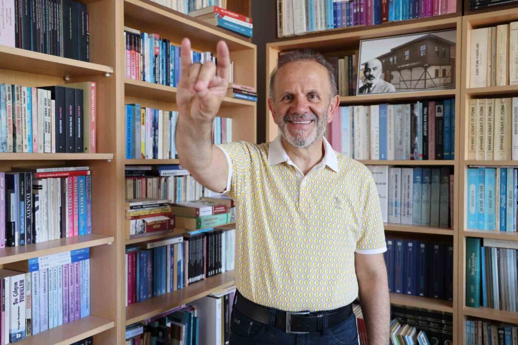 Prof. Dr. Bozdoğan: ‘The Grey Wolf is the national symbol of the Turks’