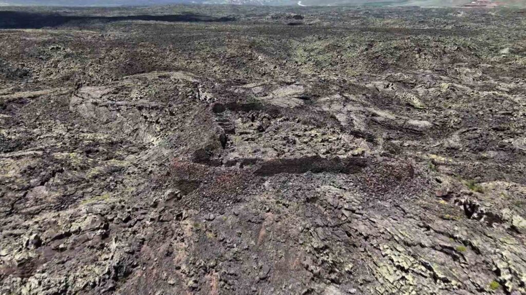 The castle among the extinguished lava keeps its mystery