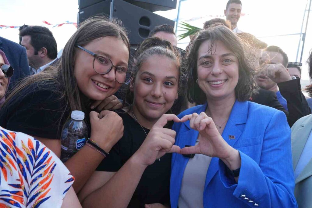 The events of ‘When Coming to Üsküdar’ started with enthusiasm