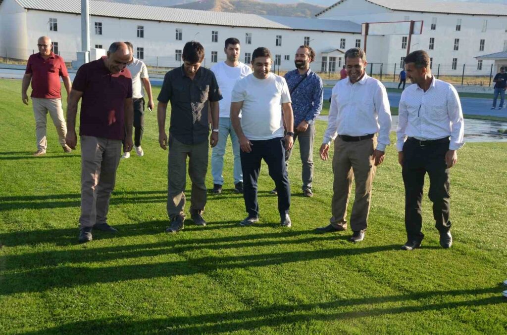 Muş City Stadium is ready for the new season.