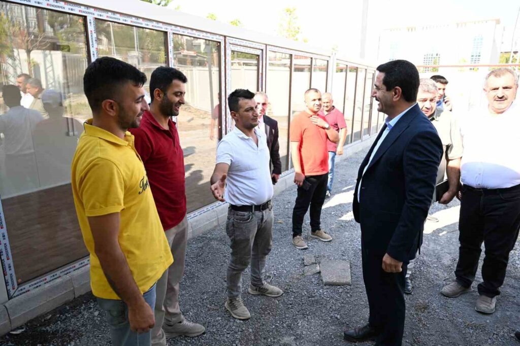 Support from Battalgazi Municipality to the tradesmen of the National Garden