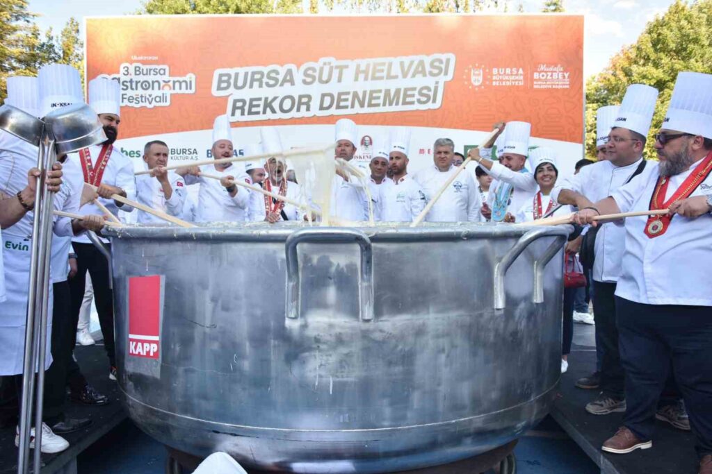Record attempt for ‘Bursa milk helva’ at the Gastronomy Festival