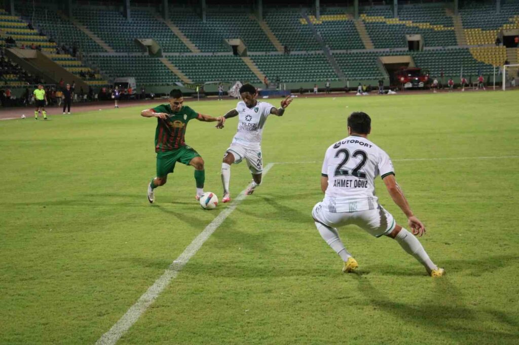 Trendyol 1st League: Amed Sportif Faaliyetler: 3 – Kocaelispor: 0