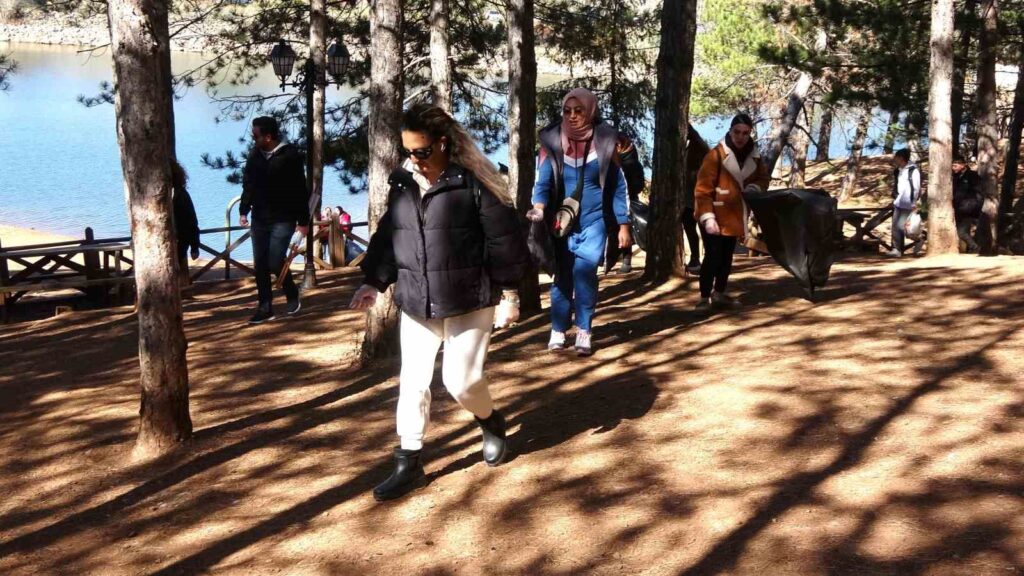 An environmental cleaning event was organized at Yozgat Çamlığı National Park.