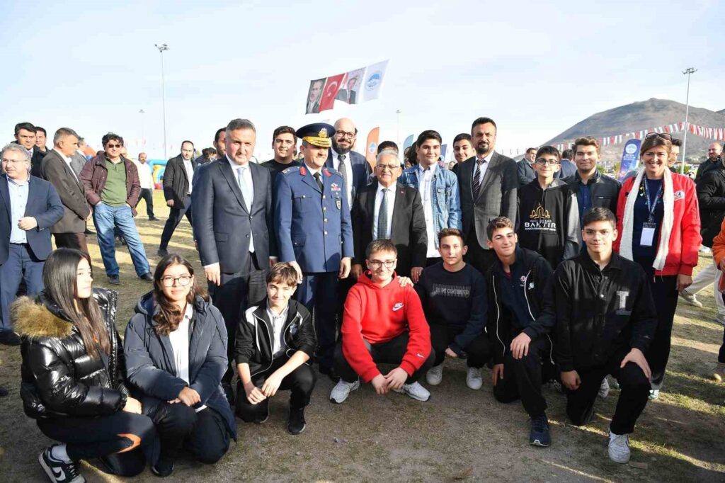 Kayseri’s 6th Science Festival has opened its doors.