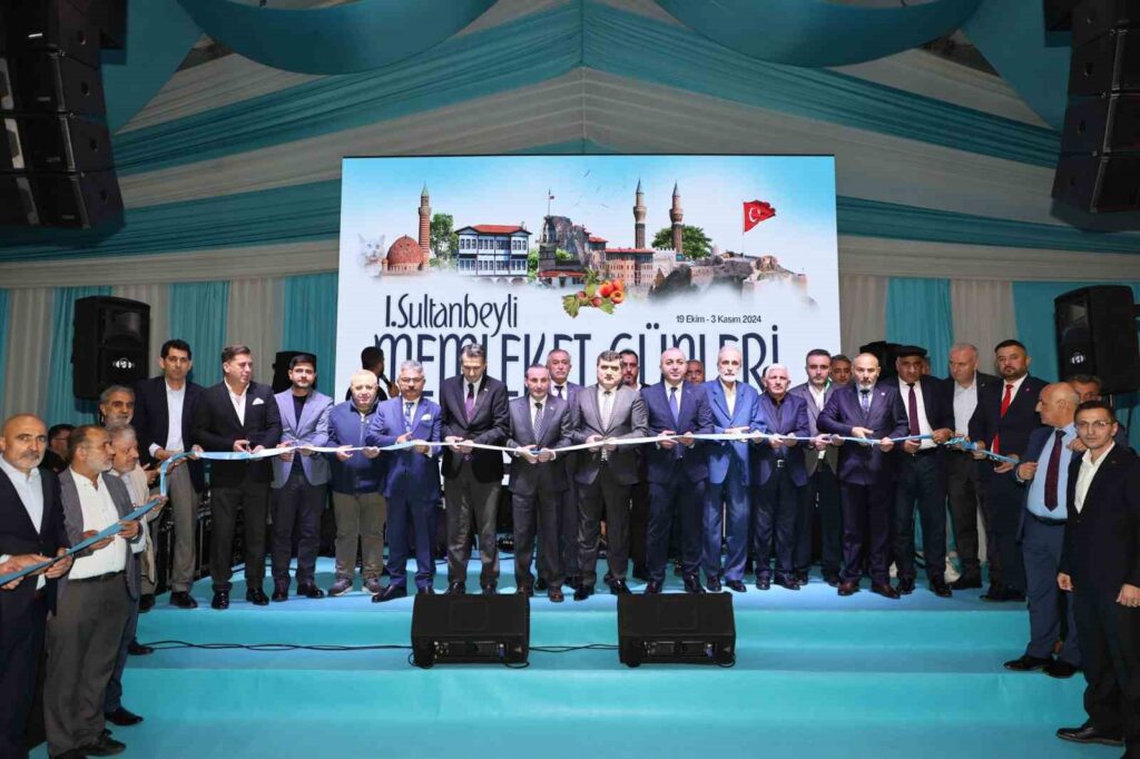 The 1st Sultanbeyli Homeland Days started with intense participation.