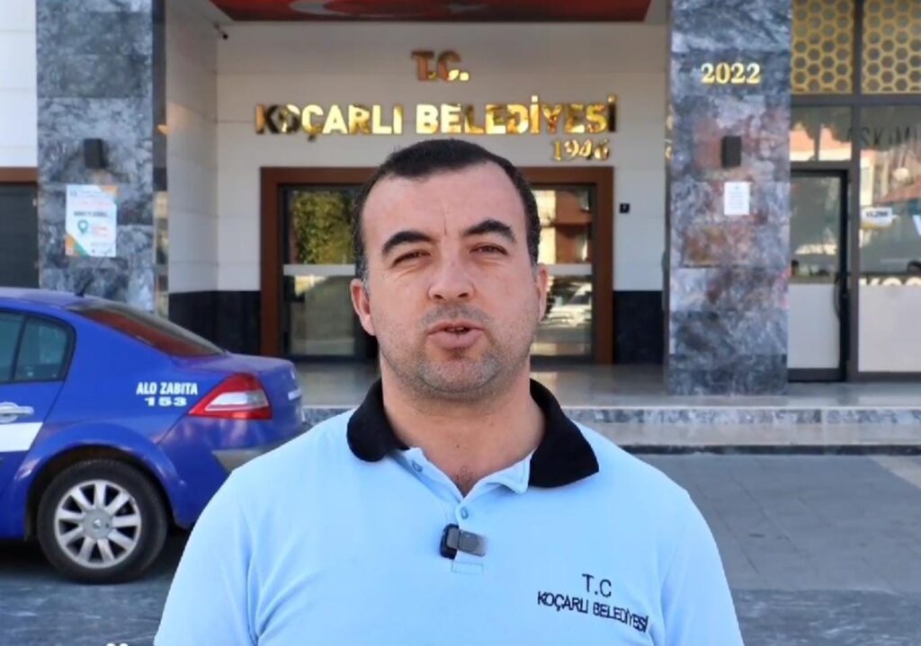 The CHP municipality hired an imam to provide prayer services for the citizens.