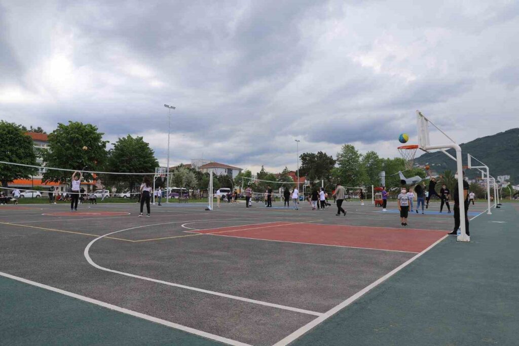 24 sports fields have been provided to Ordu.