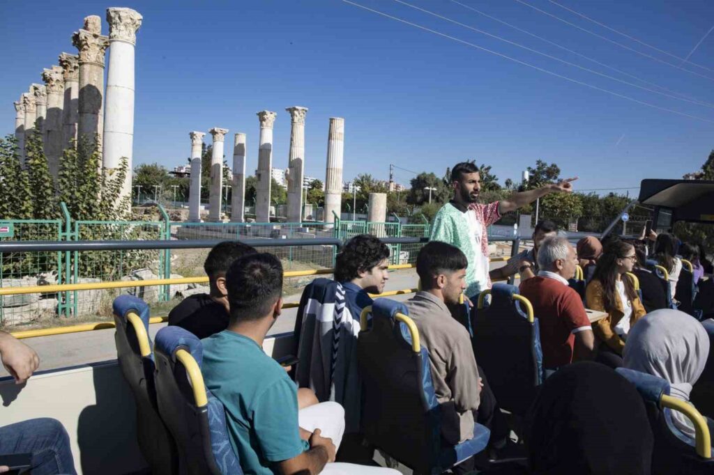 A city tour is being organized for university students in Mersin.
