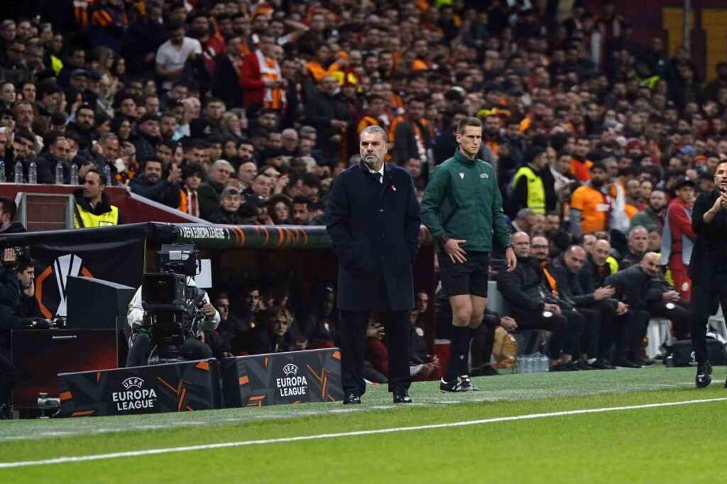 UEFA Europa League: Galatasaray: 3 – Tottenham: 1 (First half)